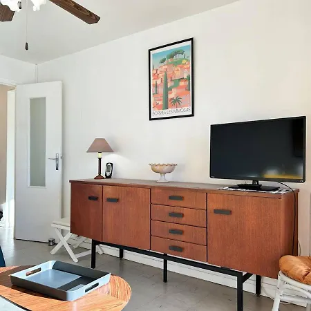 à 150m De La Avec Terrasse Fermée Et Parking Privatif - - Fr-1-251-578 Bormes-les-Mimosas