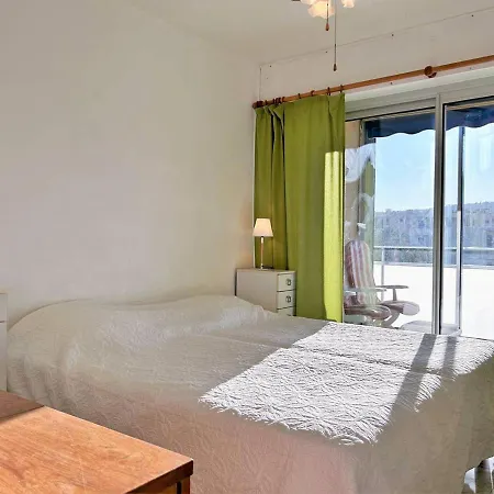 Appartamento à 150m De La Avec Terrasse Fermée Et Parking Privatif - - Fr-1-251-578